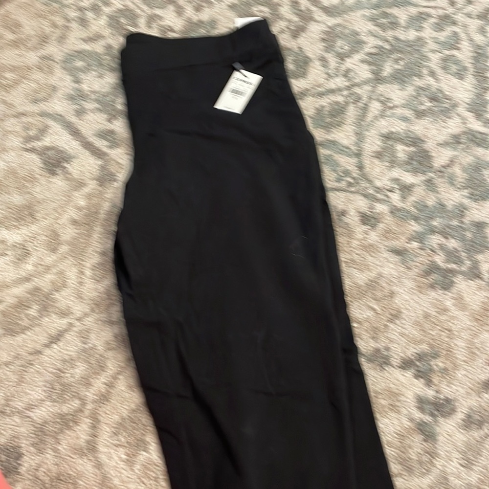 Black leggings